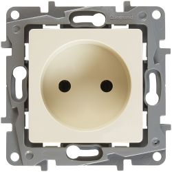 Розетка механизм Legrand Etika 1-местная 2К 16А 250В слоновая кость 672320